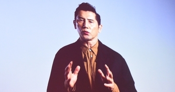 被爆者の声を「誰がどう受け取るのか」 本木雅弘『八月の声を運ぶ男』で痛感した“語り継ぐ”難しさ