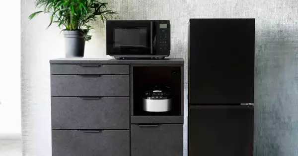 ニトリ、マットな質感でインテリアになじむファン式2ドア冷蔵庫