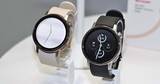 「シャープ、摂取カロリーが把握できるスマートウォッチ　体内の水分不足も警告」の画像1