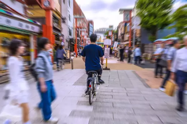 【クイズ】その自転車の乗り方、〇か✕か? 第2回 飲酒した友達に自転車を貸しただけならセーフ? 4月法改正で知っておきたい自転車ルール○×クイズ