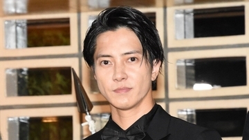 山下智久、パーキングエリア“降臨”でコメント殺到　武井壮も興奮「PA山Pはやばい!」