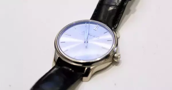 知られざる「レアな」腕時計図鑑 第17回 流通は年数本…7日間パワーリザーブを備えた“通好みの腕時計”