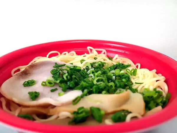 ローソンで「天下一品」の「こってりMAX」を食べられる……だと?【実食レポ】
