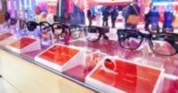 MWCで見えた“スマホの次”　クアルコム新チップで加速するAIウェアラブル