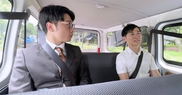 さや香・新山、石丸伸二氏の密着取材中にハプニング　ある人物から名刺を差し出され…