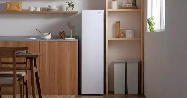 「アイリスオーヤマ、すき間に設置しやすいスリムな120Lセカンド冷凍庫」の画像