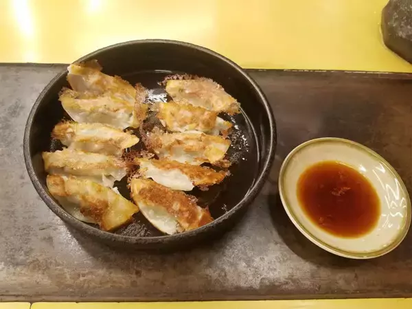 福岡県北九州市のご当地グルメ「八幡ぎょうざ」の魅力とは? 「鉄なべ系」「ラーメン系」など4つの系統
