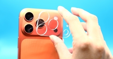 【Can★Do】110円のiPhone 17 Pro用カメラカバー、純正ケースでも使える？