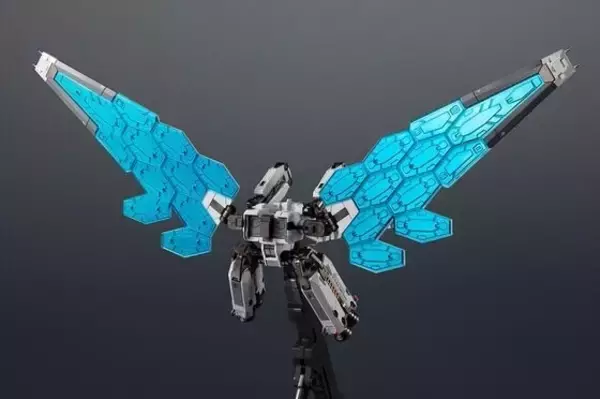 大阪・関西万博『GUNDAM: Next Universal Century』、EX-001 グラスフェザーが登場 - 「ジオング タイプMA」頭部も付属