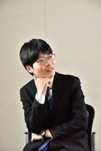 「なぎ様もうＢ１か！」「内容も強すぎる…」　藤本七段が圧巻中押し勝ちで３期連続昇級つかむ　第84期順位戦Ｂ級２組10回戦