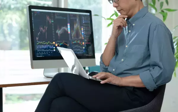 資産運用・投資のお悩みを解決 第27回 「“史上最高値”のうちに利益確定」は正解? ポイントは2つの「わからない」