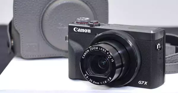 キヤノン、PowerShot 30周年を記念した特別な「G7 X Mark III」　価格は148,500円、台数限定