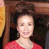 「「悲しみが止まりません」デビュー55周年の歌手、メッシ代表引退発表に悲痛 - 貴重な2ショット公開」の画像1