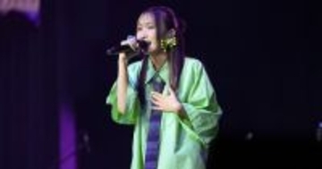 YOASOBI、韓国音楽フェスに登場「アイドル」でボルテージ最高潮「愛してるー!!」