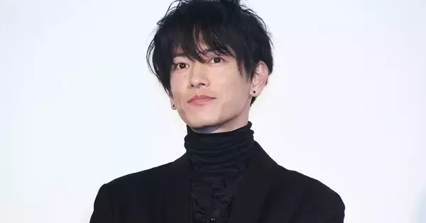 定価14万円 佐藤健・ブラピ風の小顔に⭐︎08sircus 素早く 