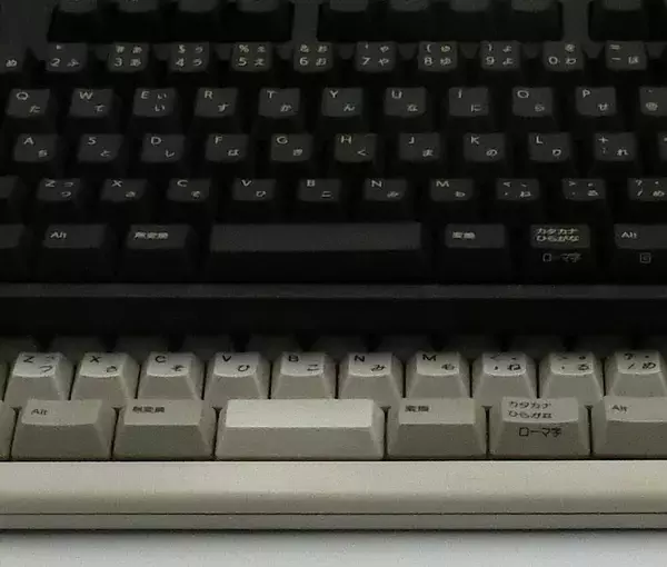 「なぜ今、僕は20年連れ添った初代REALFORCEから「R3S」へ乗り換えたのか。1カ月使い込んで実感したこと」の画像