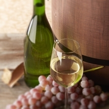 シャトレーゼプレミアムYATSUDOKI、限定樽出し生ワインが登場「甲州ヌーヴォー 生ワインフェスタ」開催