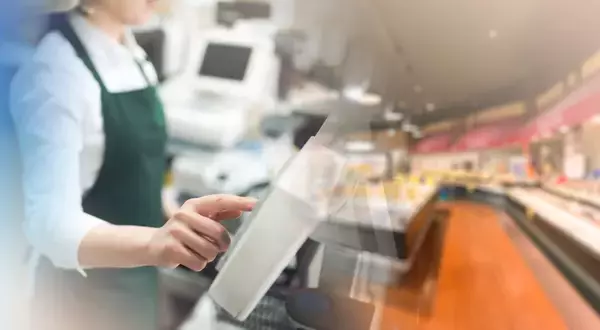 小売業のキャッシュレス手数料、10年で45％増加 - 「手数料負担の増大」が経営課題に