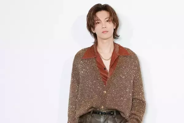 Number_i神宮寺勇太、スパンコール輝くコーデ披露　“理想の夜の過ごし方”も明かす