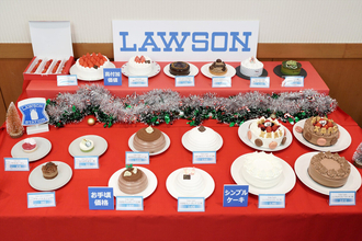 ローソン創業50周年記念で“苺50個”の豪華ケーキが登場 - 今年のクリスマスケーキ、おせちの特徴は?