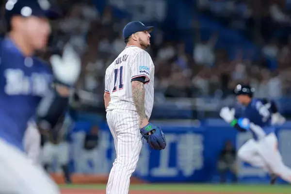 「打たれて失点することによって…」守護神・キハダの来日初失点に池山隆寛監督「次回につなげてくれると思う」