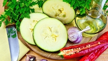 肌荒れやシミが気になる方にオススメの野菜は？