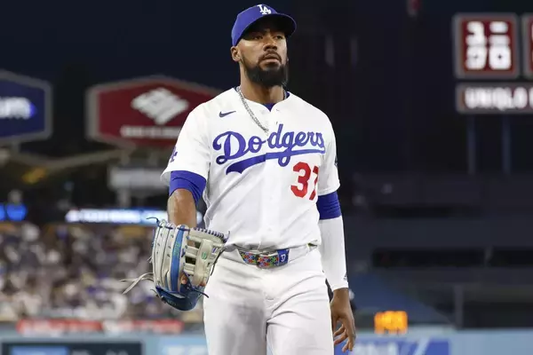 「ドジャースこそが最もフィットする」最下位低迷のレッドソックス、29歳外野手“トレード放出”を提案…見返りは？ 米メディア