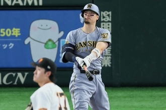 「今一番メジャーで観てみたい」と広まる感嘆の声　巨人3連戦で4発と止まらなかった佐藤輝明　春先にMLB幹部が漏らしていた“可能性”「技術も徐々に向上している」