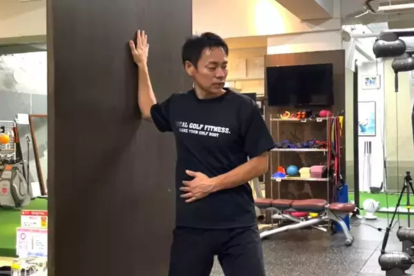 【ゴルフ】アウトサイドイン撲滅！簡単肩周りのストレッチ