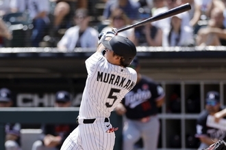 「なんてこった！」村上宗隆、2戦連発の19号2ランに米騒然…ジャッジと2本差つけホームランキング独走「投手陣は戦々恐々としている」 「彼は本当に信じられない」