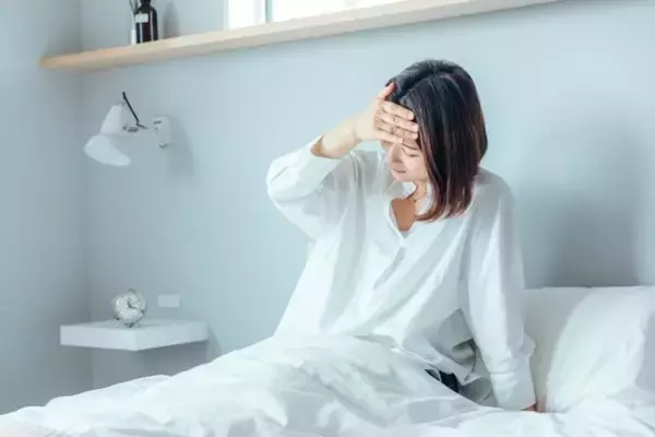 「辛い朝にサヨナラ！二日酔い防止につながる「ルーティン」を覚えよう」の画像