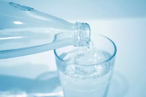 「辛い朝にサヨナラ！二日酔い防止につながる「ルーティン」を覚えよう」の画像