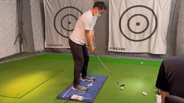 体重移動の勘違い ゴルフスイングするとき本当に体重移動できていますか 22年5月29日 エキサイトニュース