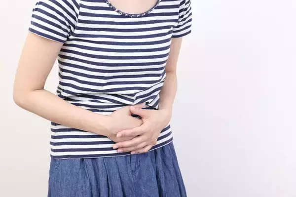 イライラや頭痛にさようなら！生理前の不調を改善する食生活とPMSについて