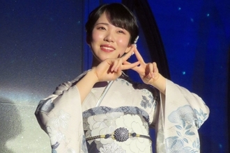 「今日は一段と綺麗ですね」ペイペイDに現れた18歳女性演歌歌手、着物姿で“美声”披露「きっとドームに響き渡ったんだろうね」