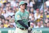 「「チームに迷惑がかかることも…」甲子園騒然　森下翔太が審判への暴言で自身初の退場　一瞬即発、判定に不服そうな表情も「さすがに退場になっちゃいかん」」の画像1