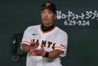「日本に行って野球を学びたい」――韓国の“新人コーチ”はなぜ阿部巨人に？ 異例挑戦の舞台裏にいた名助っ人の存在