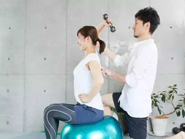 「気になる『ぶよぶよ』を解消！? 簡単二の腕エクサイズ」の画像