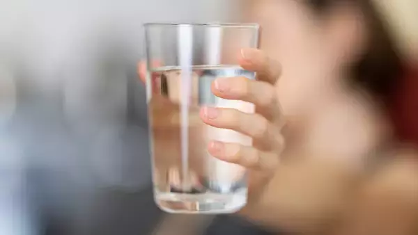 認知症には水分補給？！