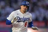 「ドジャース34歳内野手に再びの“アクシデント”でファン悲鳴　復帰2試合で左わき腹痛め、途中交代　IL入り決定的「重症でなければいいが…」」の画像1