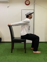 「自宅でできる椅子を使ったトレーニング」～首・腕・胸～