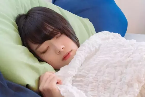 睡眠中に働いている？良い睡眠を取るための方法とは