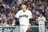 「東京ドーム騒然　戸郷翔征が自身初の危険球退場　長嶋さん一周忌特別試合でわずか14球の無念の降板」の画像1