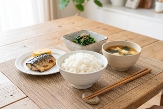 ご飯のカロリーは茶碗1杯何kcal？ダイエット中の適量と食べ方のコツ
