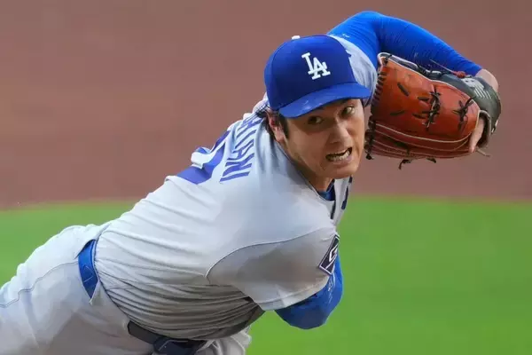 異次元の防御率ゼロ点台はなぜ持続？　桁違いの活躍を生む至高の技術　元MLB選手が分析する“投手・大谷”の真髄「球種の球速を操るのがとんでもなく巧い」