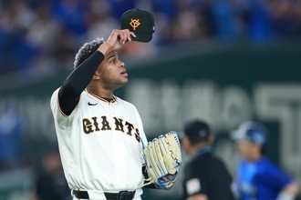 巨人痛恨　井上温大好投も9回守護神マルティネスが度会隆輝に勝ち越しホームランを許し、崖っぷち