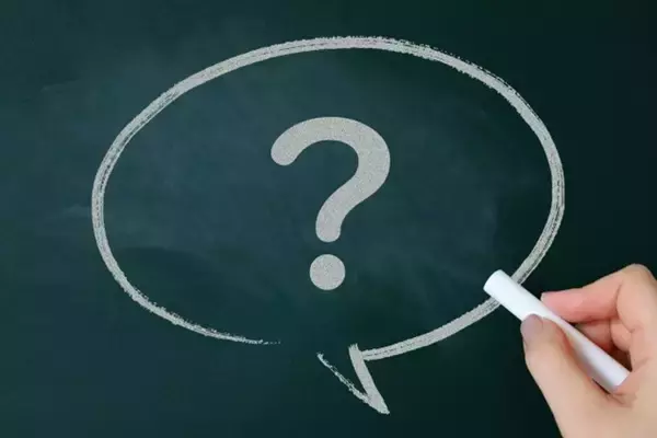 「下腹だけ出てる人はやって！おなかぺったんこを目指す簡単エクササイズ」の画像