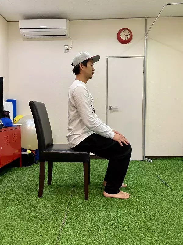 「自宅でできる椅子を使ったトレーニング」～腸腰筋～