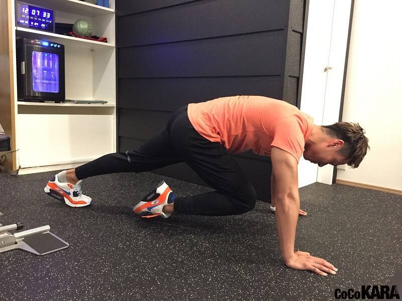 人気パーソナルトレーナーが教える自宅でできる超簡単トレーニング ちょっとハード 有酸素運動で脂肪燃焼 22年2月13日 エキサイトニュース 人気パーソナルトレーナーが教える自宅でできる超簡単トレーニング ちょっとハード 有酸素運動で脂肪燃焼 22年2月13日 エキサイトニュース