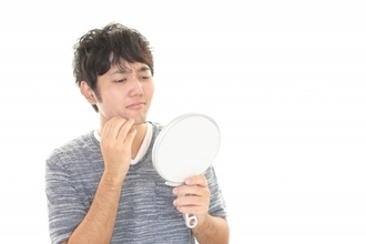 老け見え顔を防ぐ！中年男性が実践すべき“お手軽スキンケア術”
